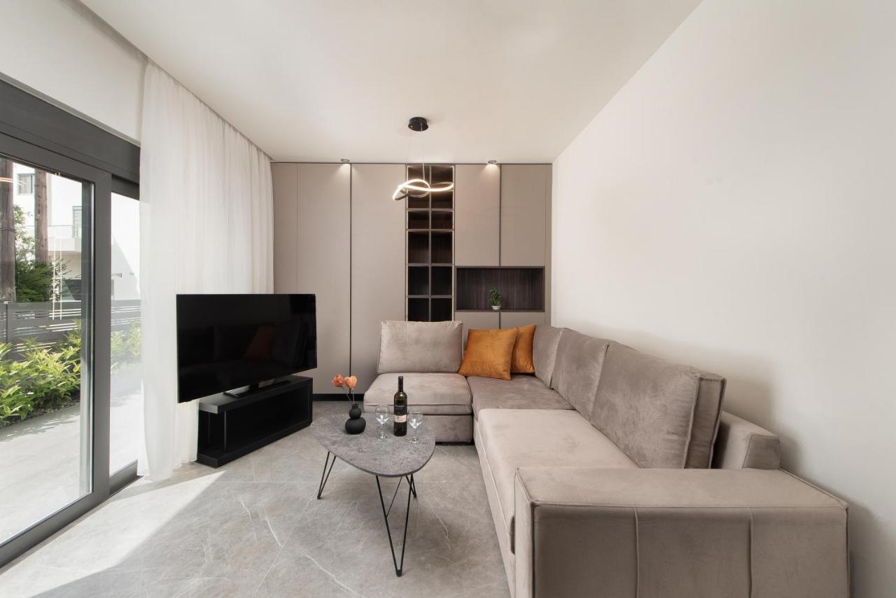 30 Senses Luxury Apartment Insight Ялисос Екстериор снимка