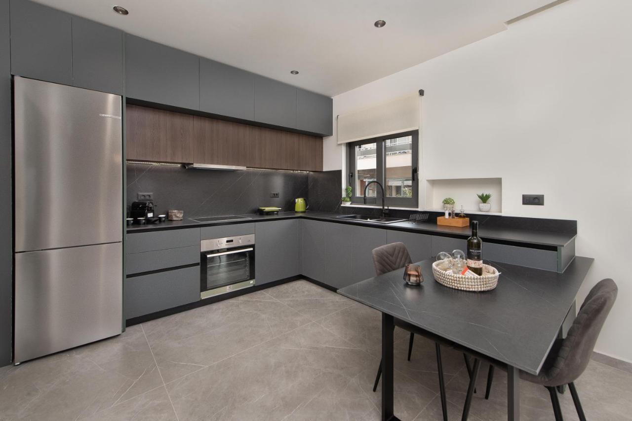 30 Senses Luxury Apartment Insight Ялисос Екстериор снимка
