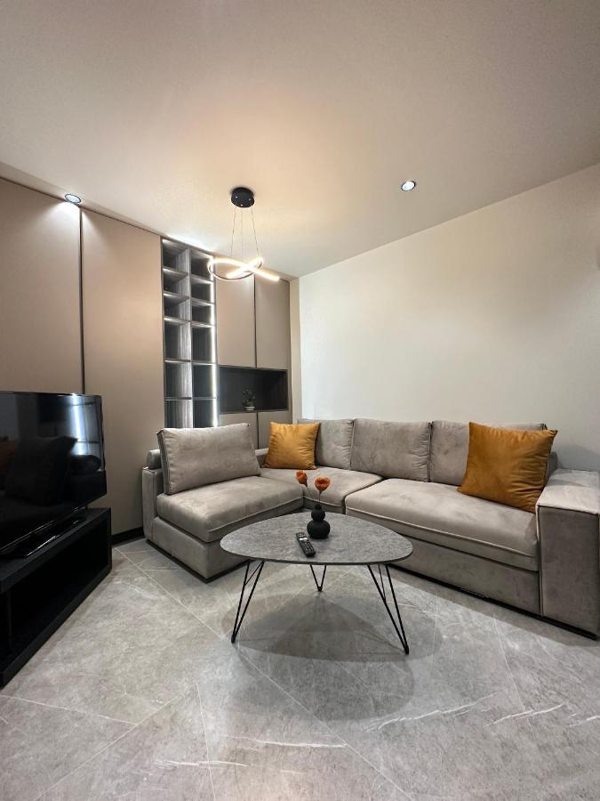 30 Senses Luxury Apartment Insight Ялисос Екстериор снимка