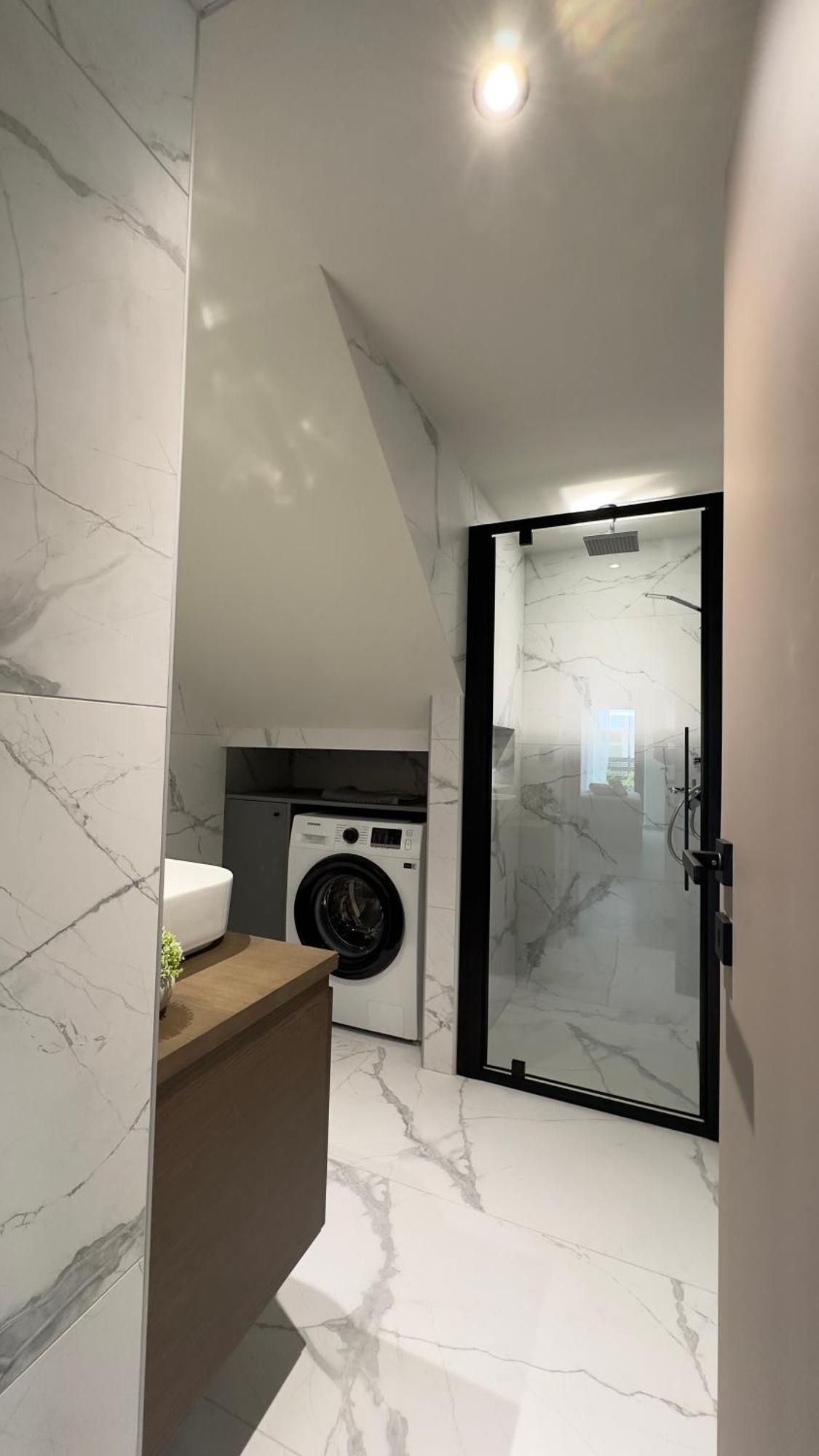 30 Senses Luxury Apartment Insight Ялисос Екстериор снимка